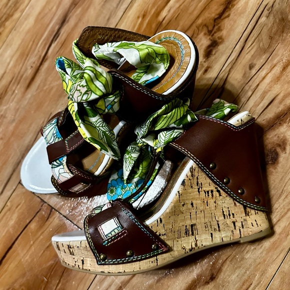 Miss Sixty Wedges Size 38(8). - Picture 2 of 3